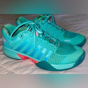 K-Swiss pickleball turquoises blue snickers,likenew,size 9,please see all pics